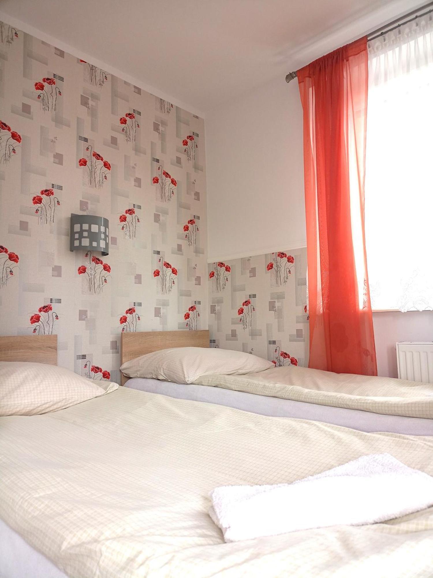Miramar Apartment Leba Ngoại thất bức ảnh